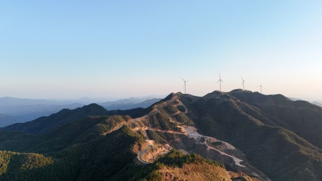 Turbines along the ridge road